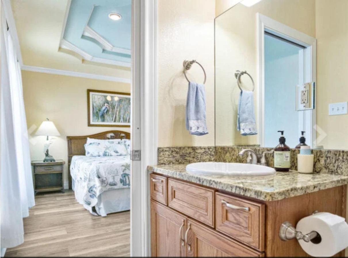 Fancy Nancy 2 Min Walk To Beach, Lyft, Pet-Friendly Bolivar Peninsula Екстер'єр фото