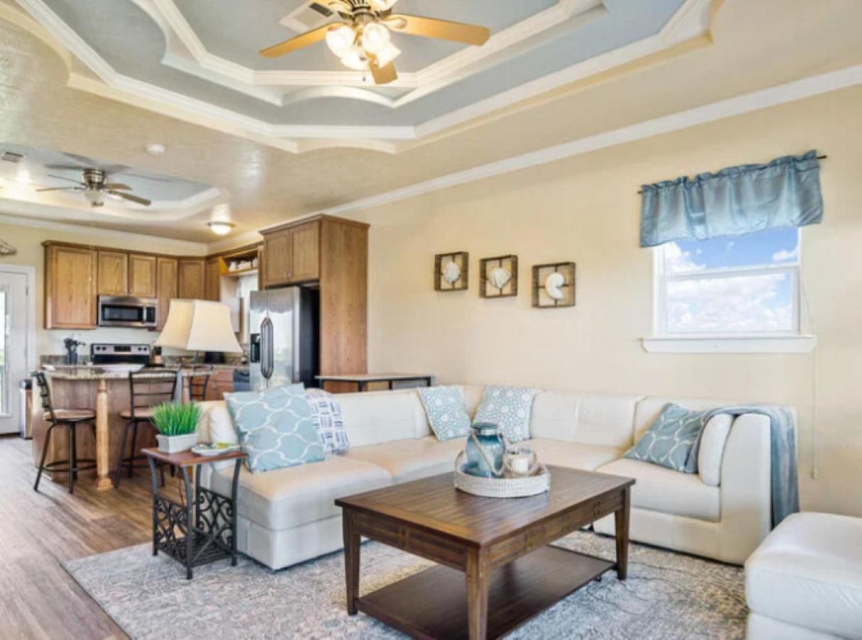 Fancy Nancy 2 Min Walk To Beach, Lyft, Pet-Friendly Bolivar Peninsula Екстер'єр фото