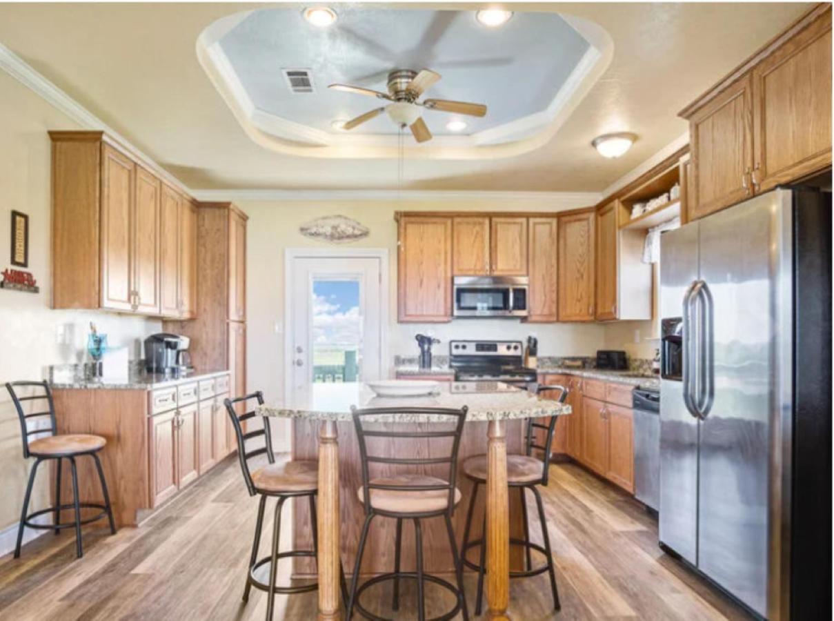 Fancy Nancy 2 Min Walk To Beach, Lyft, Pet-Friendly Bolivar Peninsula Екстер'єр фото
